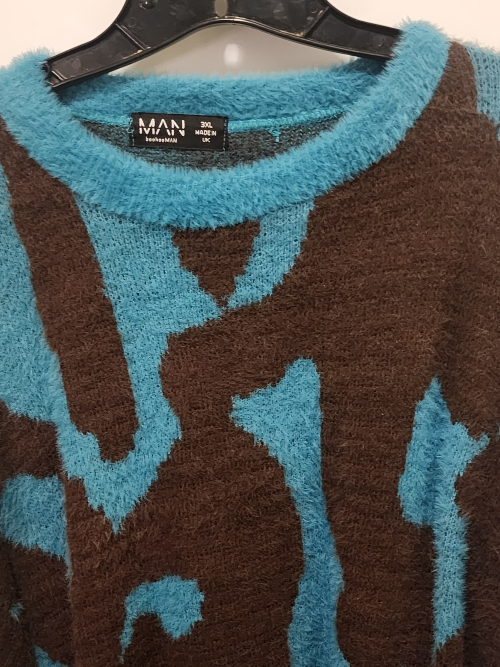Boohoo Man Oversized Blue & Brown Patterned Fuzzy Sweater - Picture 3 of 10